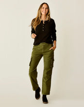 Load image into Gallery viewer, Carve Designs Women&#39;s Nina Cargo Pant
